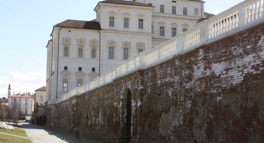 lato reggia di venaria reale